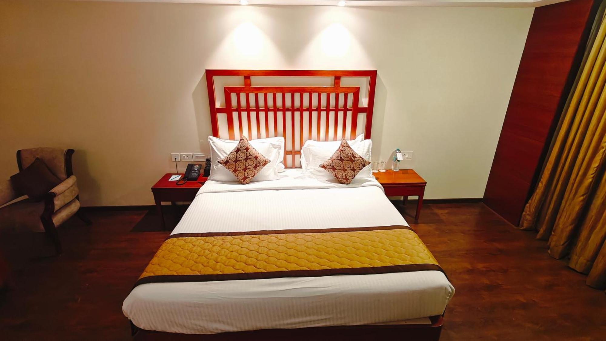 Mm Legacy - A Bergamont Hotel, Kanchipuram Dış mekan fotoğraf