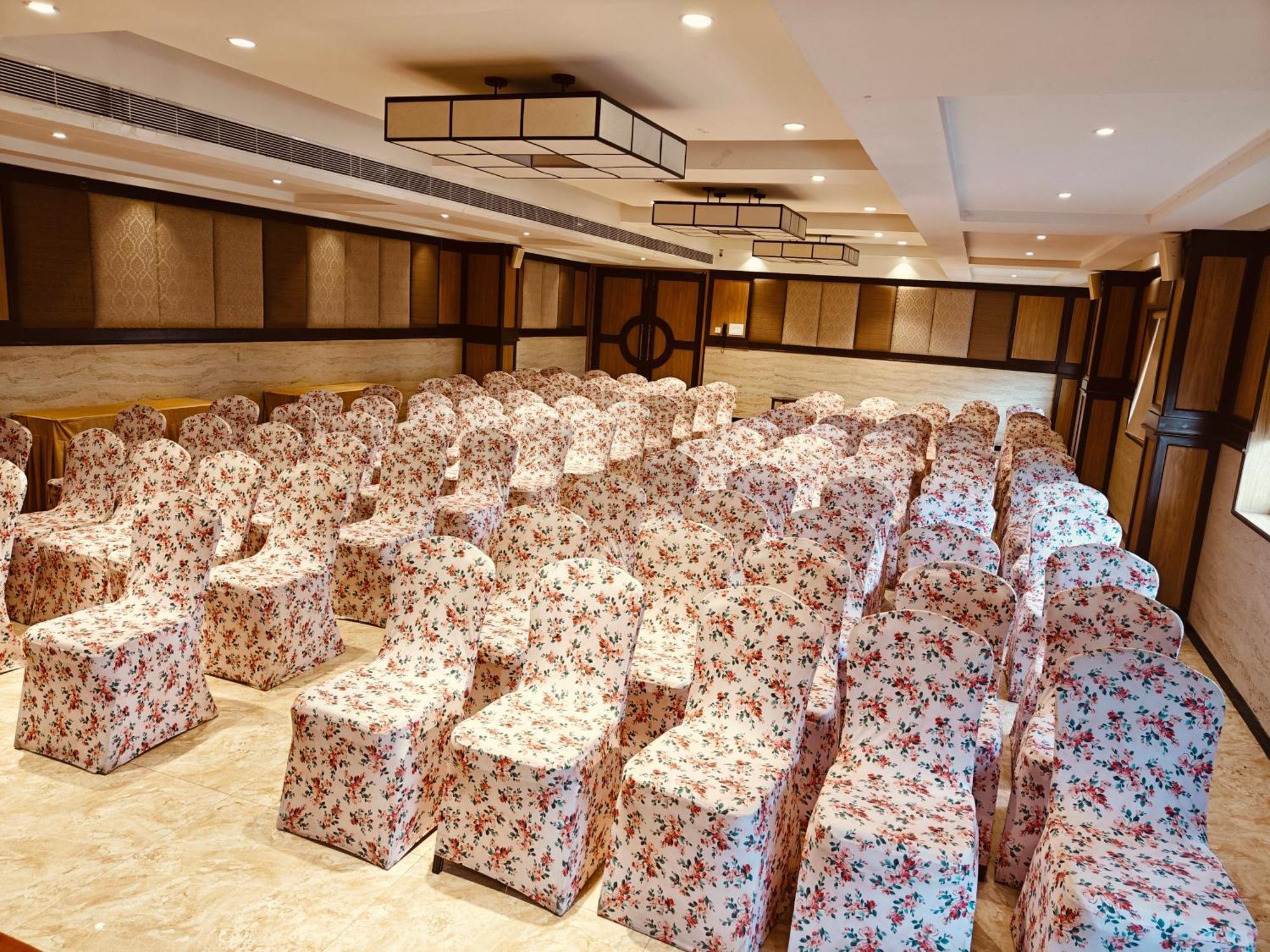 Mm Legacy - A Bergamont Hotel, Kanchipuram Dış mekan fotoğraf