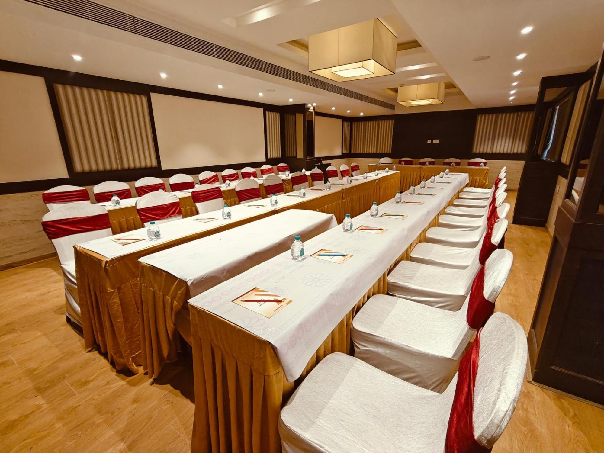 Mm Legacy - A Bergamont Hotel, Kanchipuram Dış mekan fotoğraf